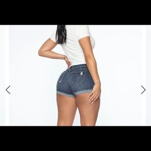 Fashionnova booty lifting hip curve denim shorts